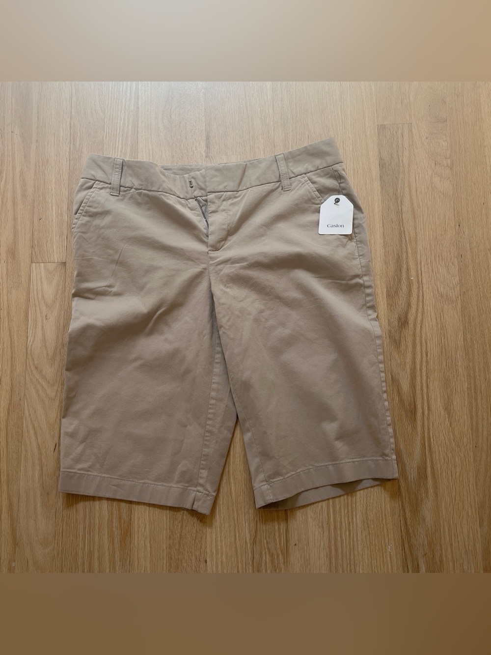 Calson Beige Mid-Rise Stretch Cotton Bermuda Shorts Size 8